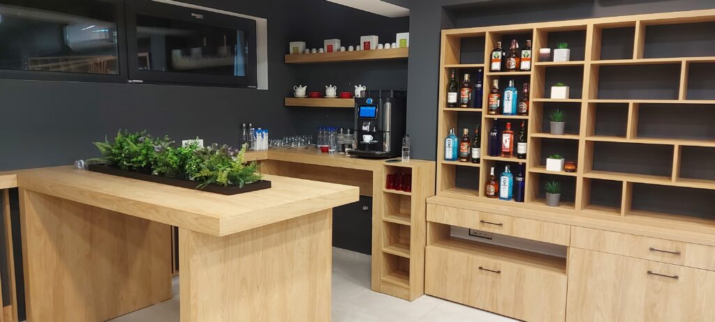 mobilier la comanda horeca constructmob