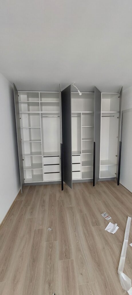mobilier la comanda dressing constructmob