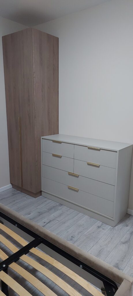 mobilier la comanda dormitor