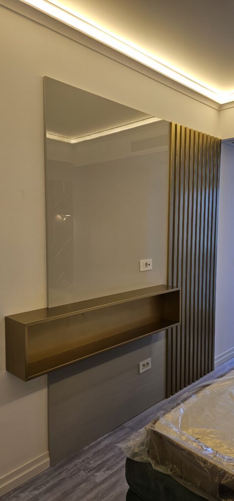 mobilier la comanda dormitor