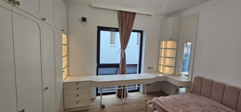 mobilier la comanda dormitor