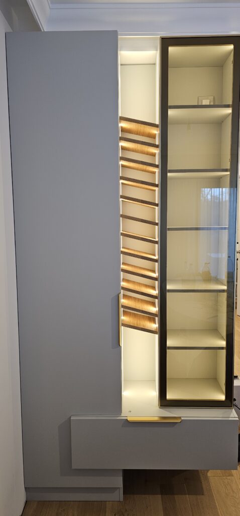 mobilier la comanda holuri constructmob