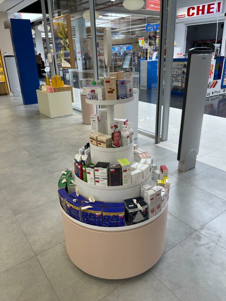 mobilier personalizat clienti