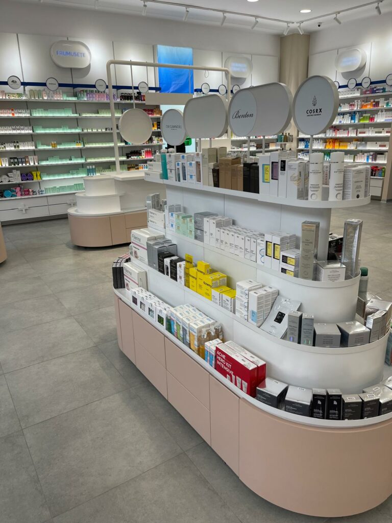 mobilier personalizat clienti