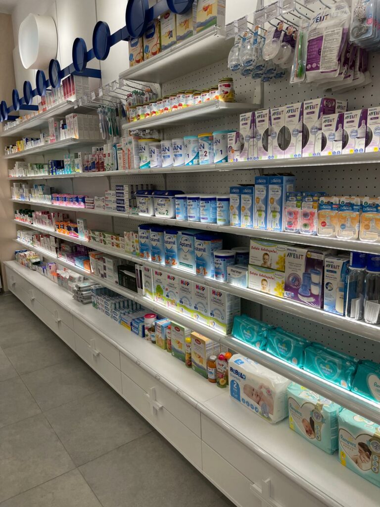 mobilier personalizat clienti