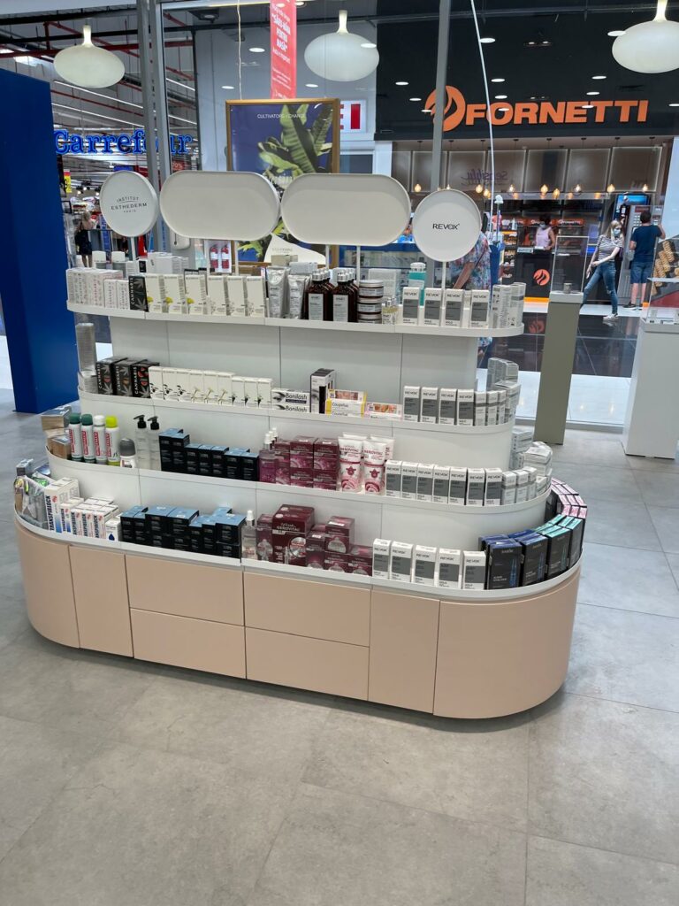 mobilier personalizat clienti