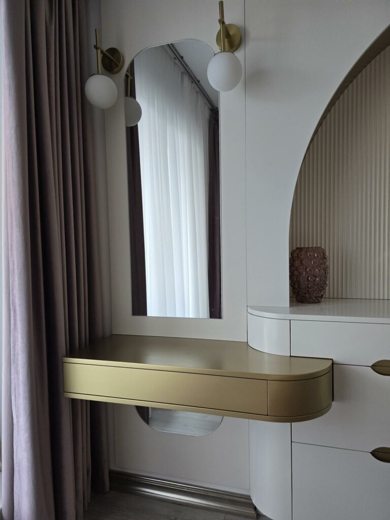 mobilier la comanda dormitor